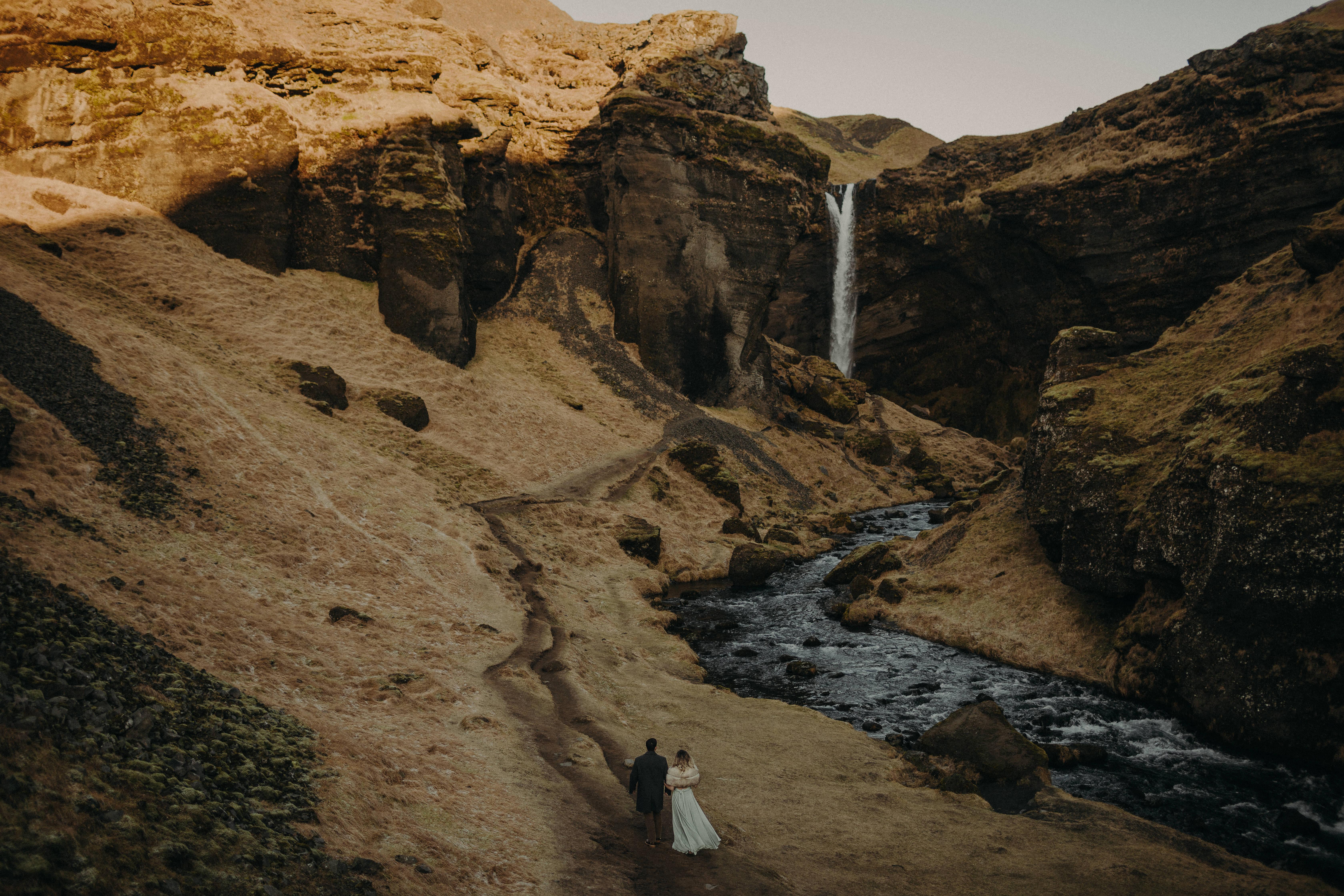 The Wedding Website of China Oughton and Daniel Linden