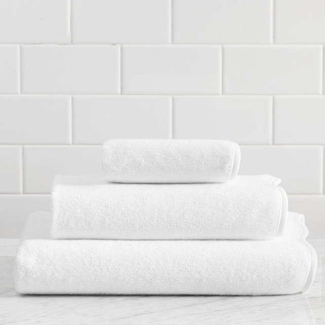 Scallop Washcloth, White
