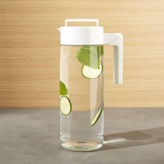 Airtight White 66oz Pitcher