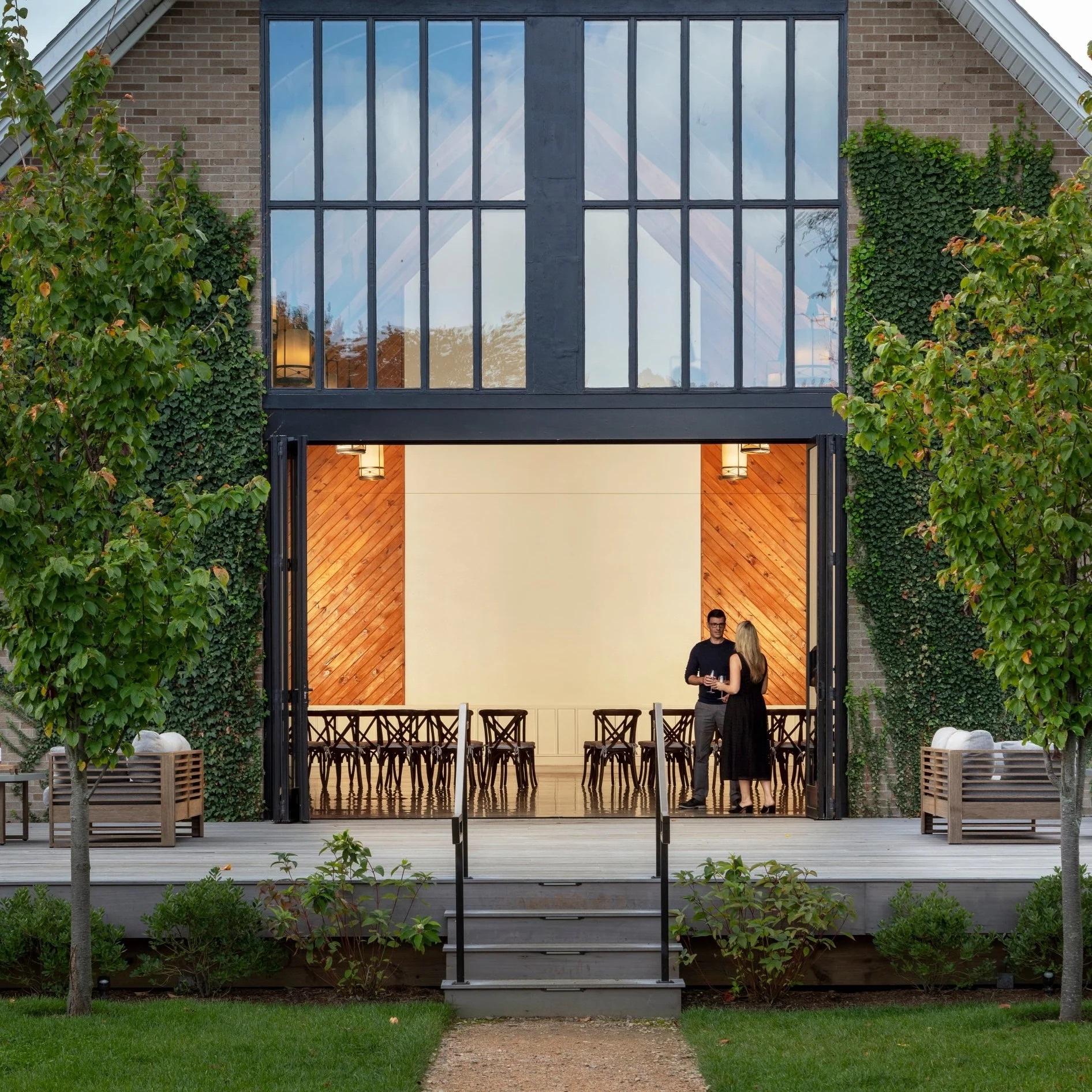 Wedding Venue: Manor Terrace at Shepherd’s Run