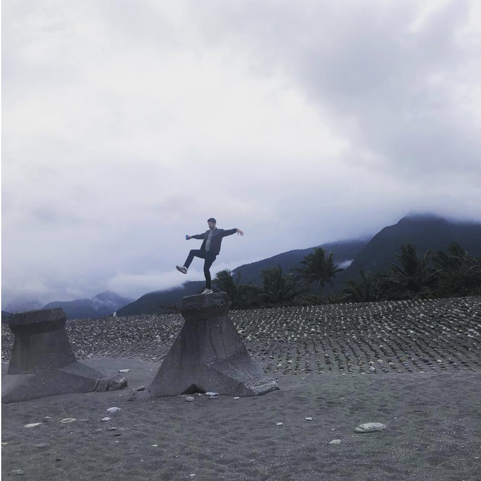 Mike's signature pose in Taiwan
