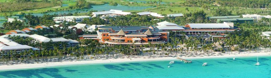 The Wedding Website of Leila Vargas and Christopher Perez