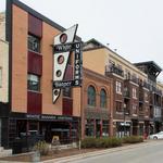 Shops, Resturants & Bars on Broadway