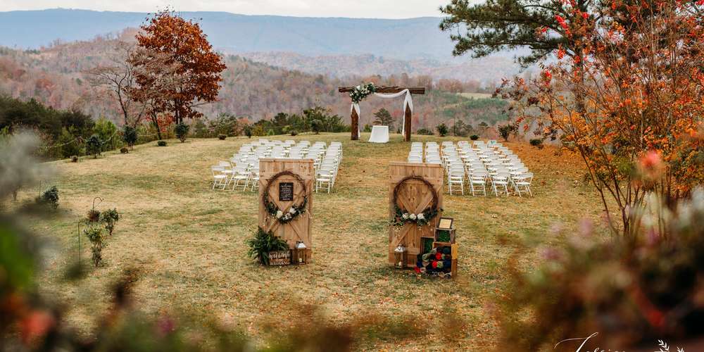 Coal City Bluff Wedding Venues Zola