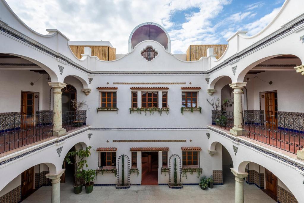 The Wedding Website of Sofia Flores and Alejandro Gallegos