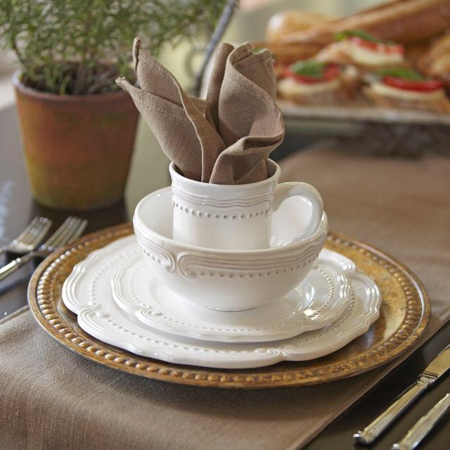 16 Piece Dinnerware Set, Service for 4