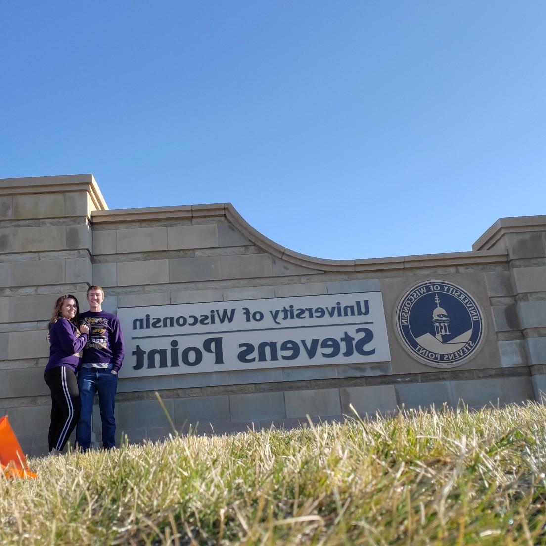 Before Bradley graduated from college in 2021, we made a trip to take a ton of pictures on campus!