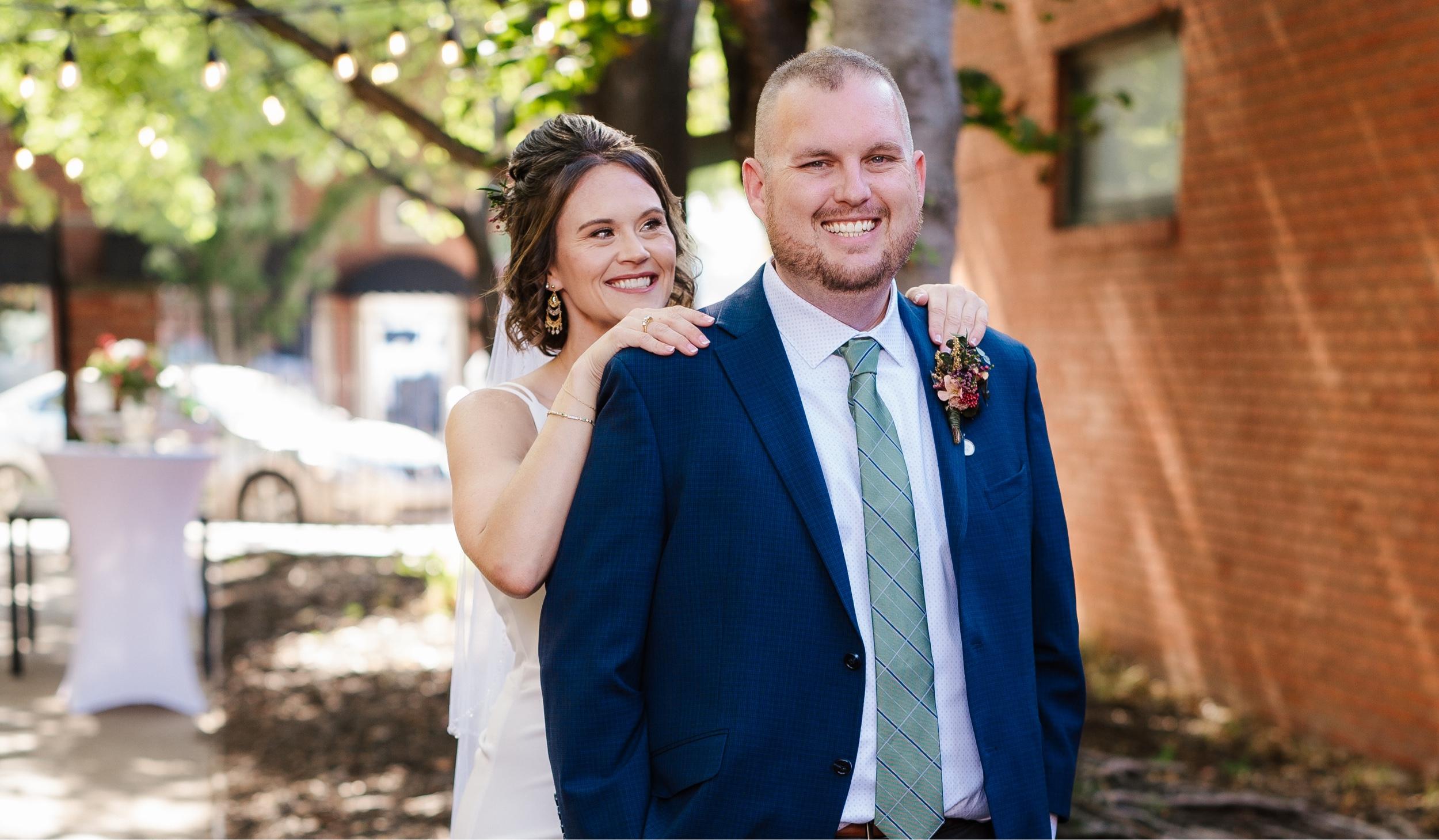 The Wedding Website of Leslie Sanders and Matthew Steele