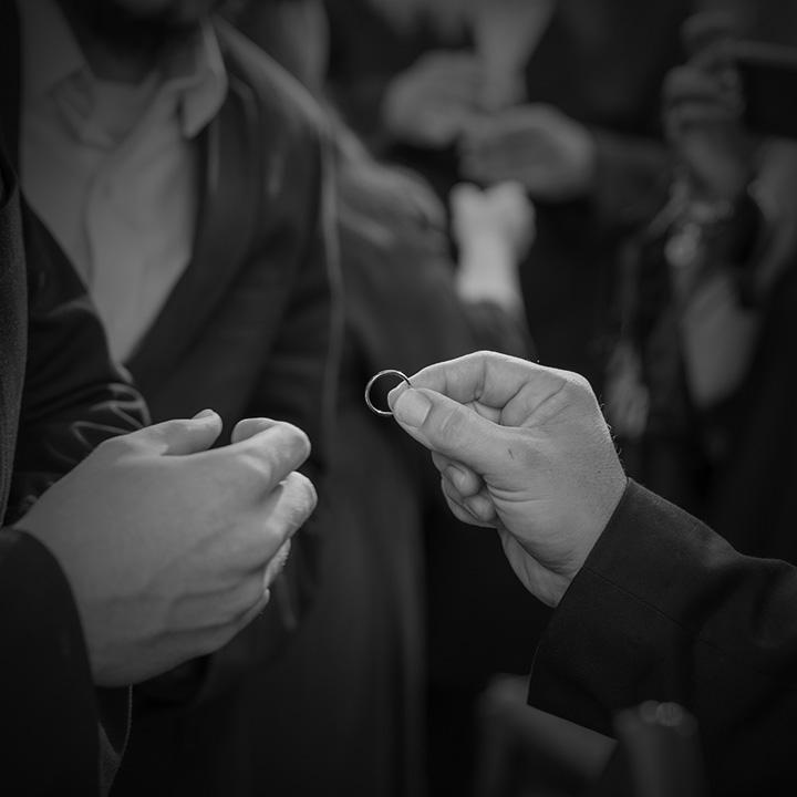 Rabbi's ensuring the wedding ring is kosher