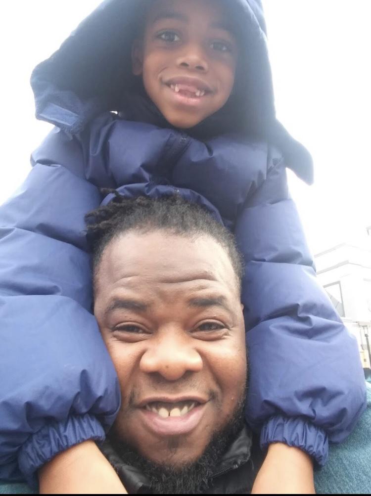 Big fish Lil fish 

#meettheRobertaon’s