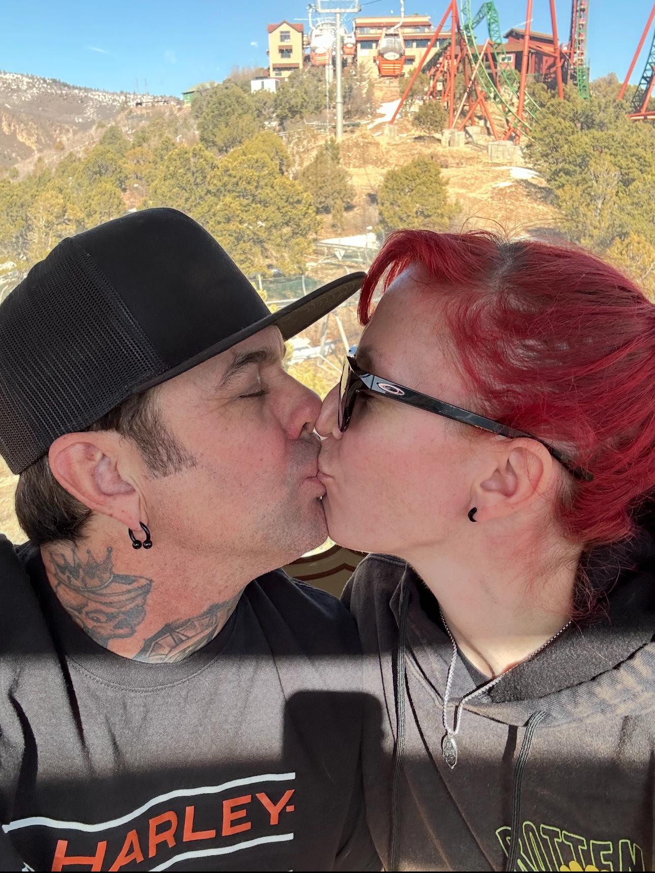 The Wedding Website of Kaeli Gemmell and Robert Orio