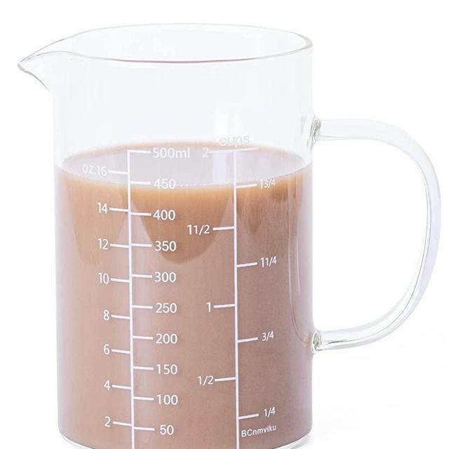 BCnmviku 500ML 2 CUP Glass Measuring Cup With Handle, High Borosilicate Glass Three Scales (OZ, Cup, ML/CC for Kitchen or Restaurant Easy To Read
