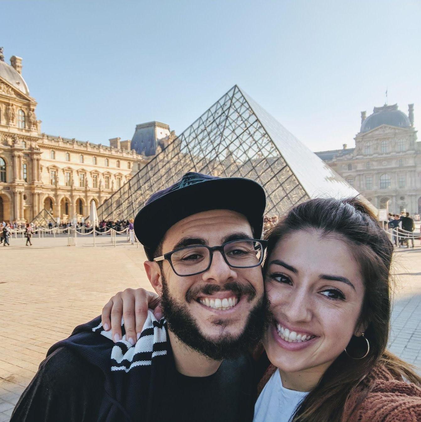 In Love at the Lourve