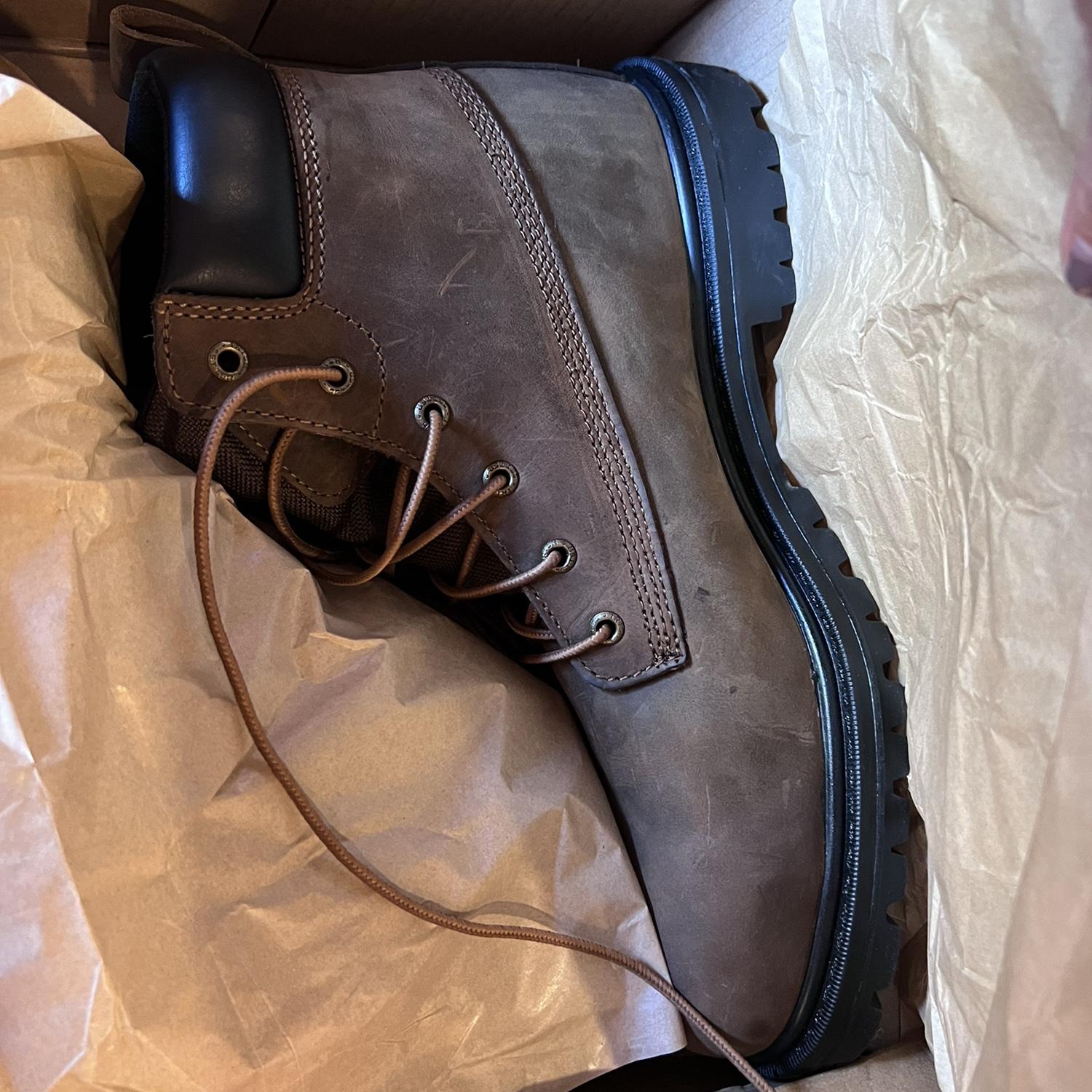 Jeremy’s wedding/work boots bought! Because he has to be functional 😅🤪🙃