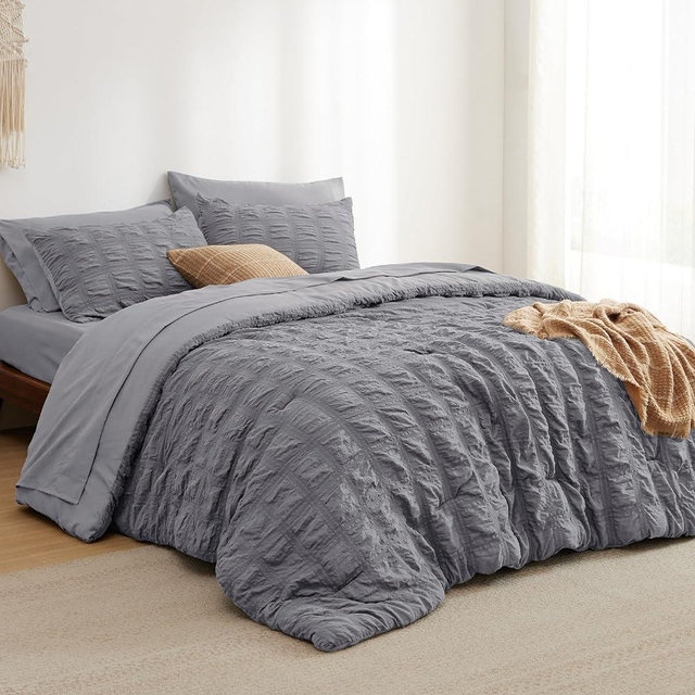 Bedsure Bed in a Bag Queen - 7 Pieces Plaid Seersucker Bedding Comforter Sets, Soft Lightweight Grey Boho Bed Set with Comforters Queen Size, Sheets, Pillowcases & Shams