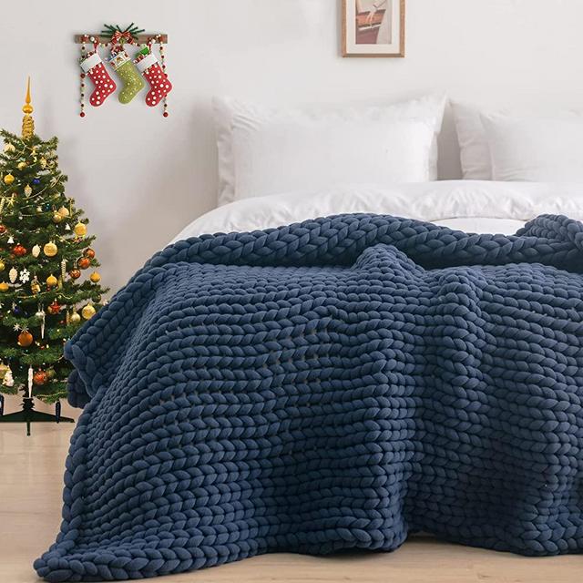 Weighted Idea Chunky Knit Weighted Blanket Twin Size Cooling for Adults (48”x72'', 12lbs,Navy Blue) Handmade Large Soft Throw Blanket Cozy, Best Gift for Friends