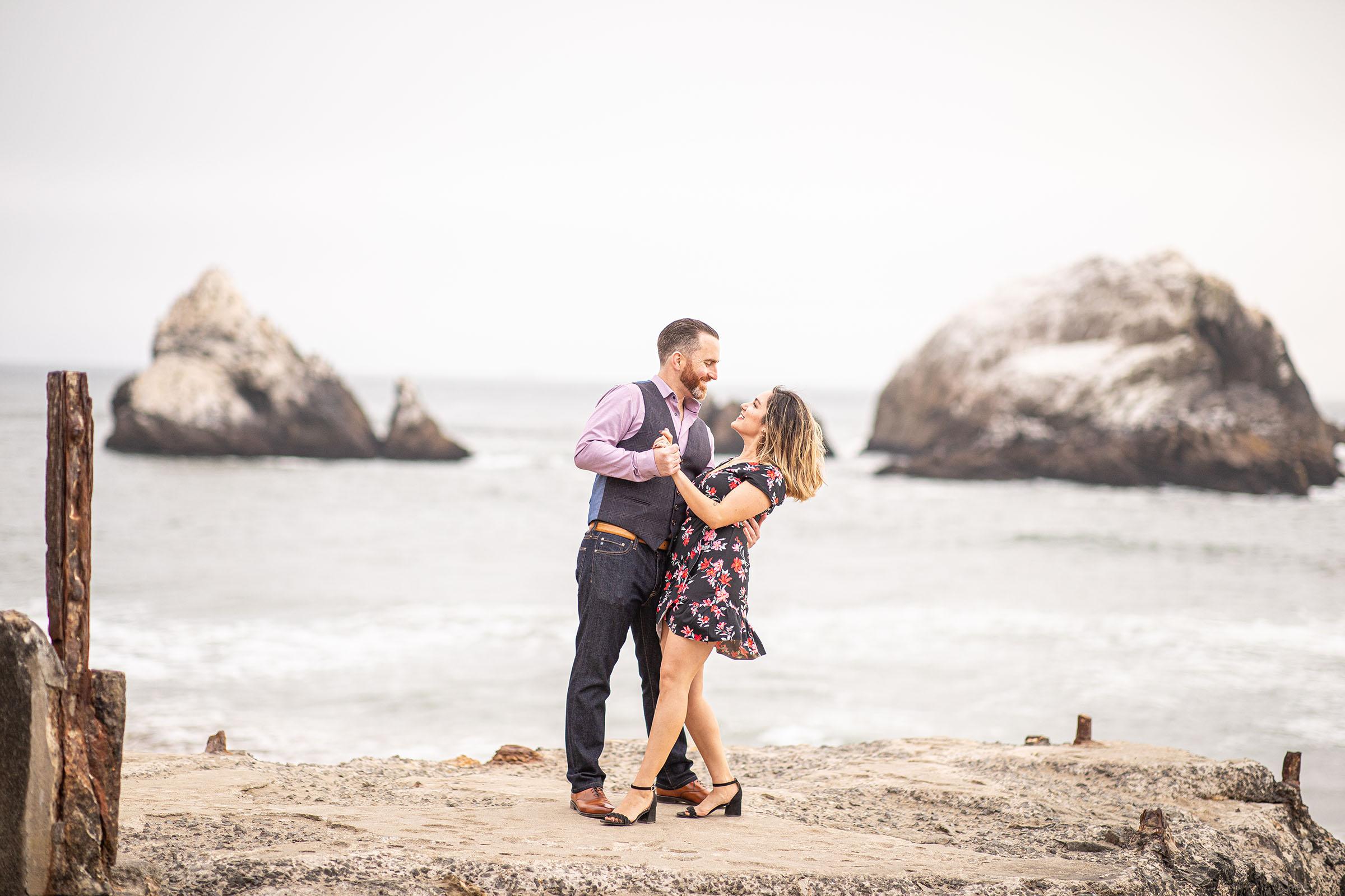 The Wedding Website of Lindsey Perrelli and Seamus Harrington