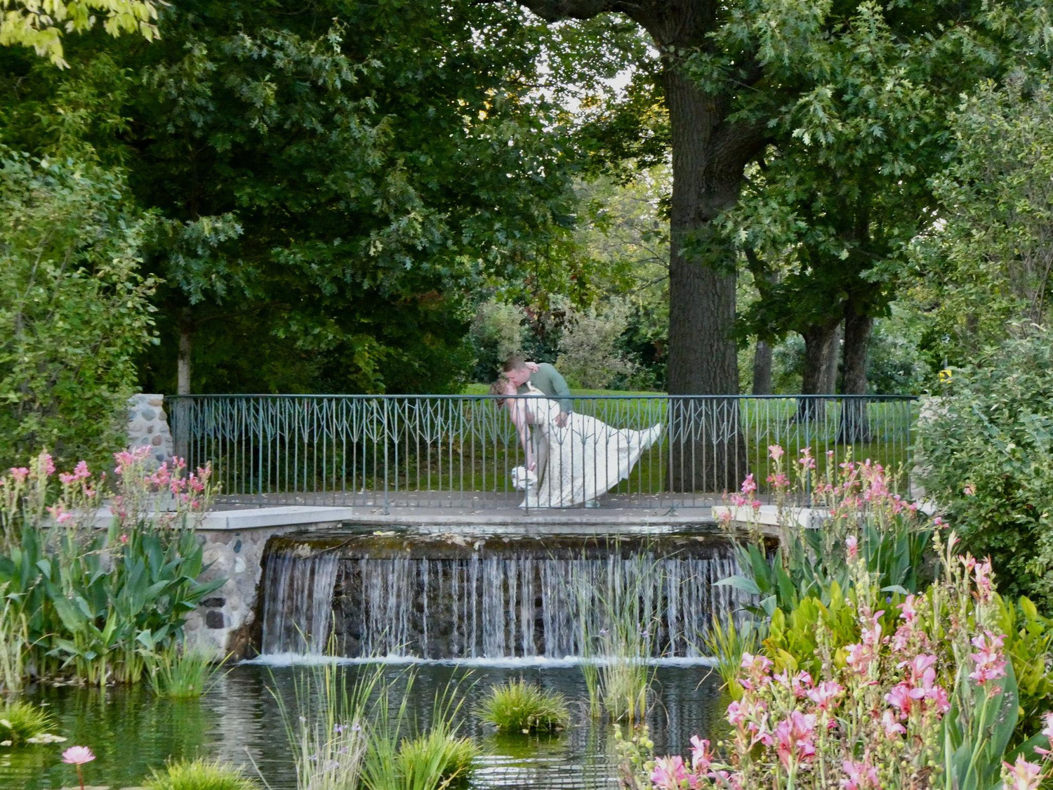 The Wedding Website of Trey Bechly and Renee Ingram Bechly
