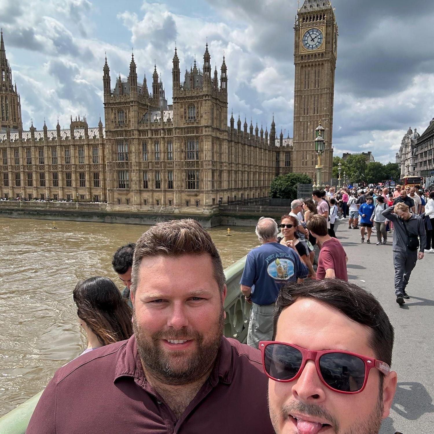 London is a swell place. That's it, that's the commentary. I'm so good at this.