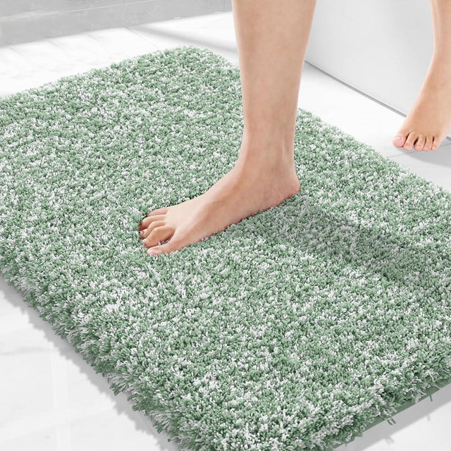 Yimobra Fluffy Bath Rugs, Plush Bath Mats for Bathroom Non Slip, Water Absorbent Microfiber Bath Mat, Dry Quick, Machine Washable, Thick Rugs for Bathroom Floor&Tub, 32"x 20", Light Green and White