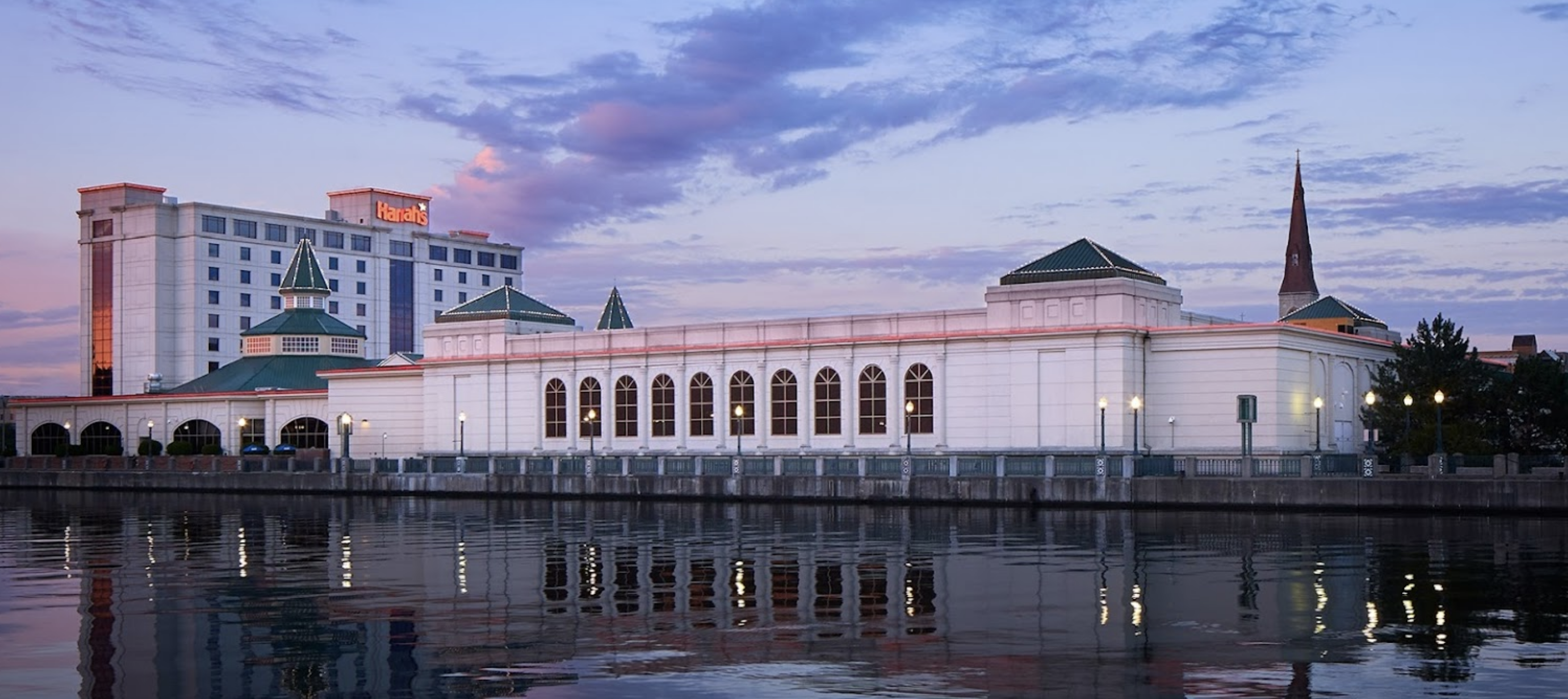 The Wedding Website of Roxiana Fuqua and Victor Evans