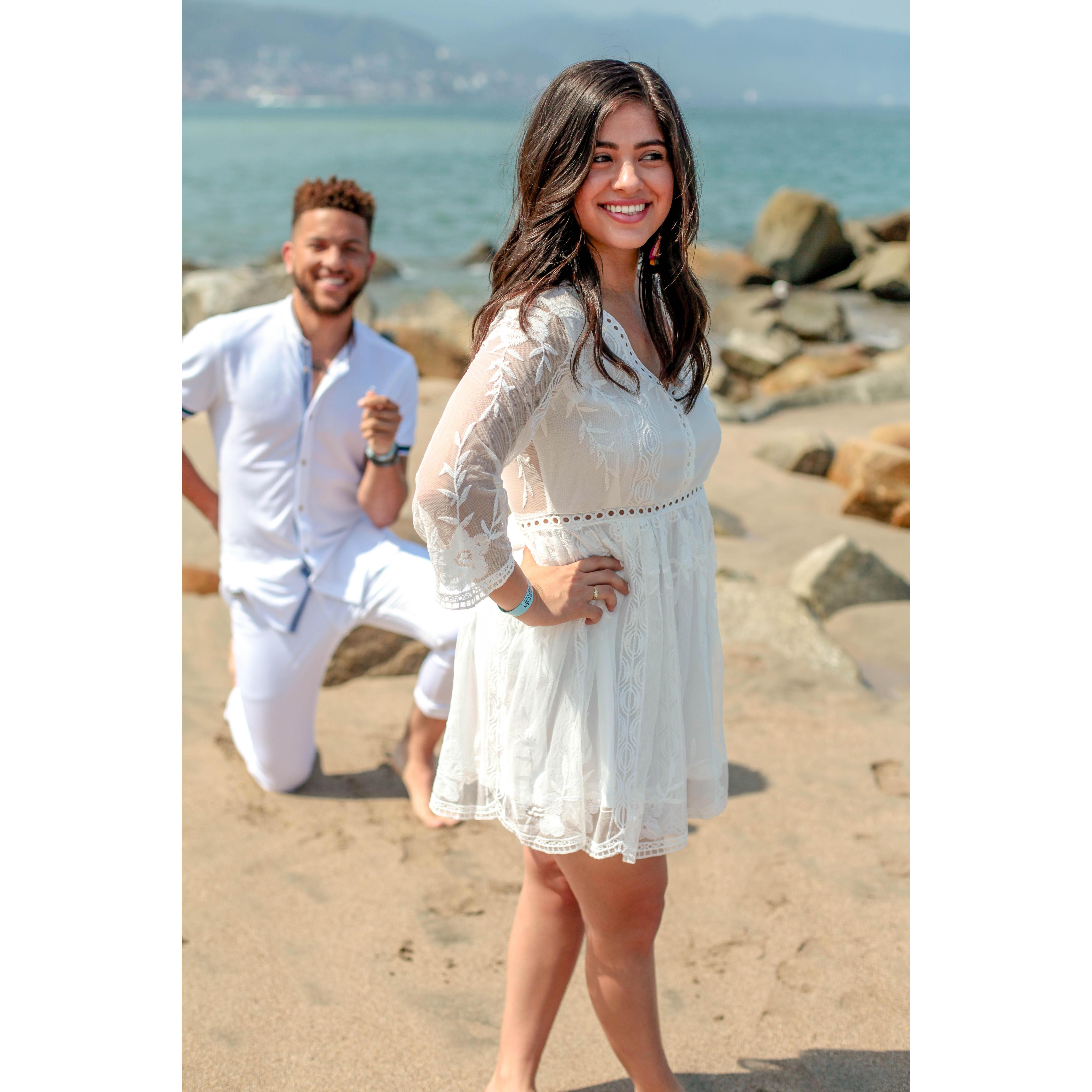 Then our photographer was like “Now look towards the ocean” BYRON WAS ALREADY ON ONE KNEE. Holy moly.