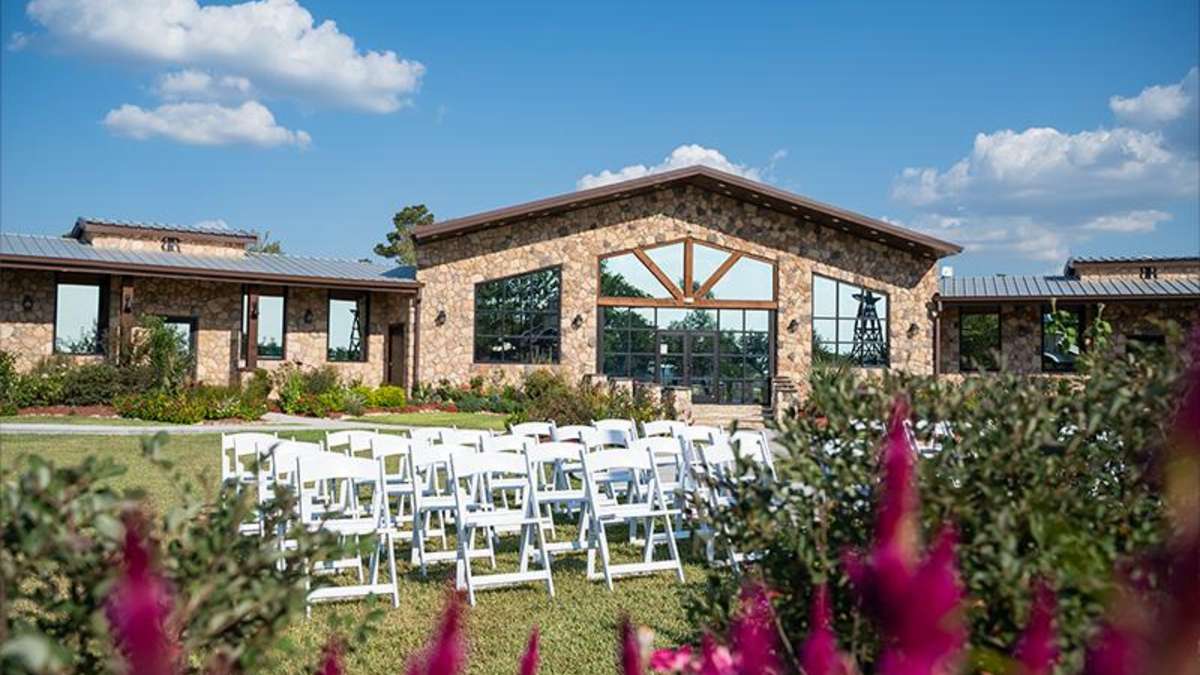 bonanza on the Bayou Wedding Venues Zola