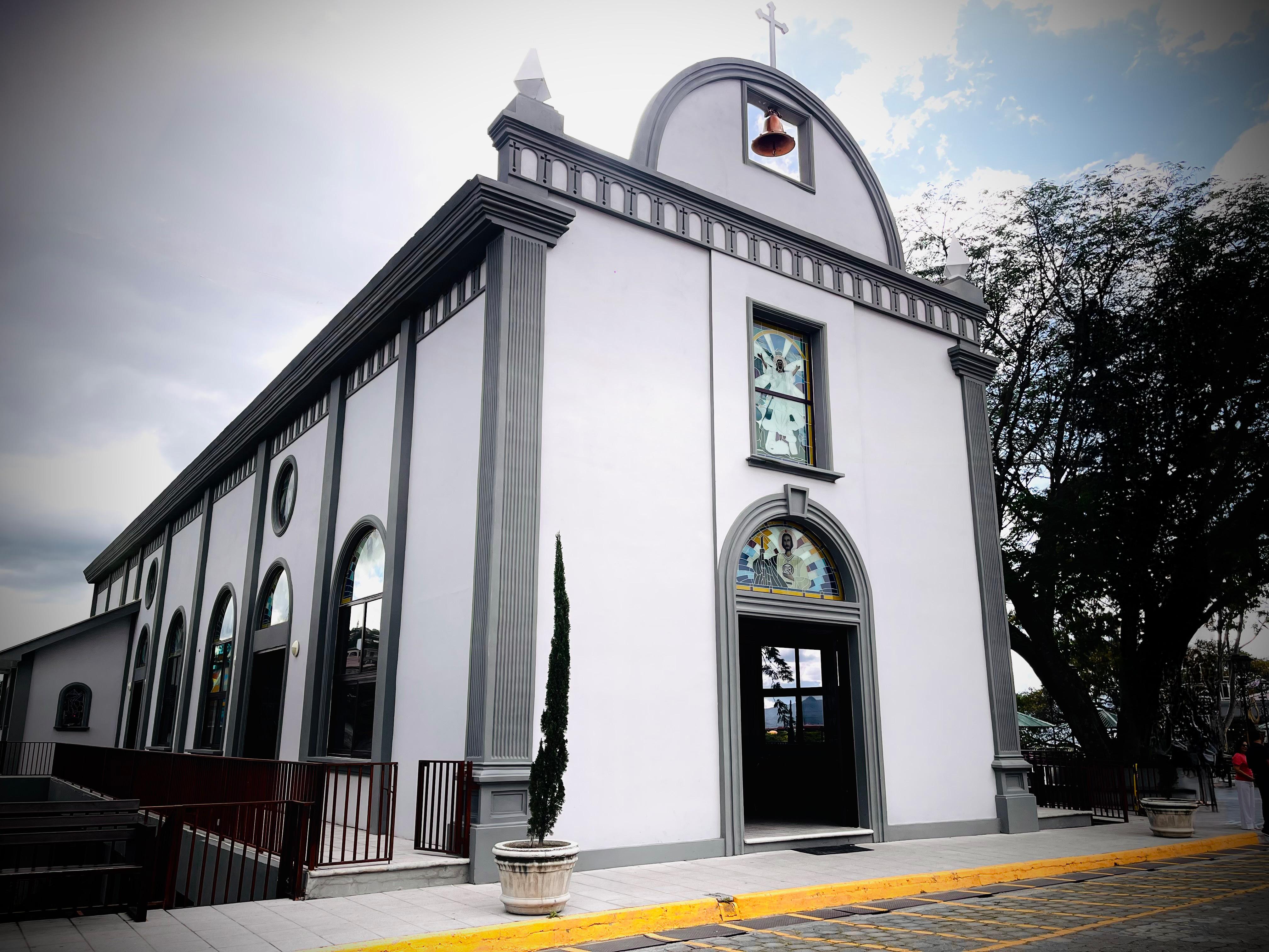 The Wedding Website of Nicole Velásquez and Ernesto Mejía