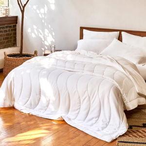 Brooklinen Lightweight Down Comforter