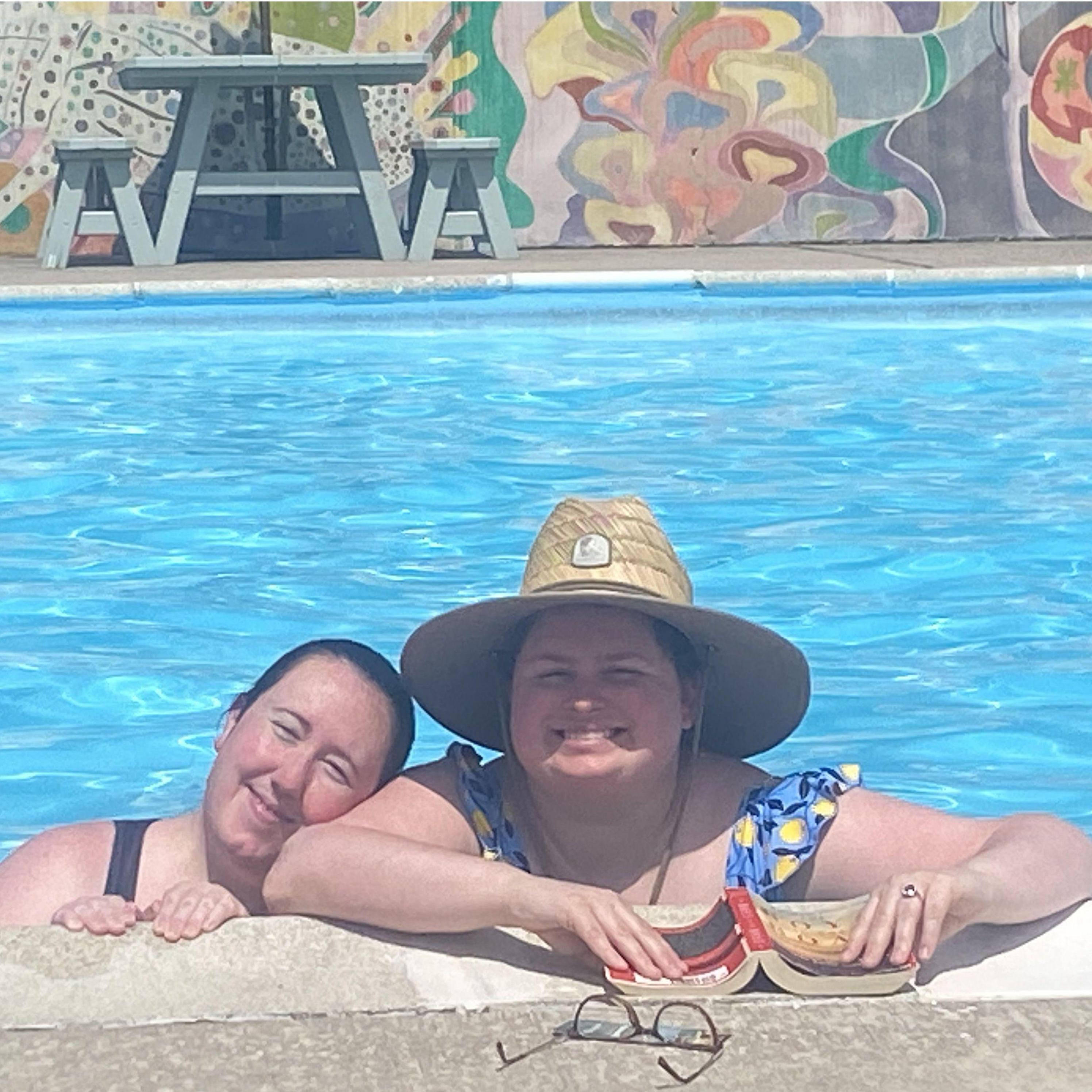 Liz and Ashley relaxing by the pool in Liz’s hometown Orwigsburg.