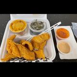 Smokin' Wings and Southern Things of Hawaii