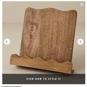 Antiqued Wood Scalloped Cookbook Holder