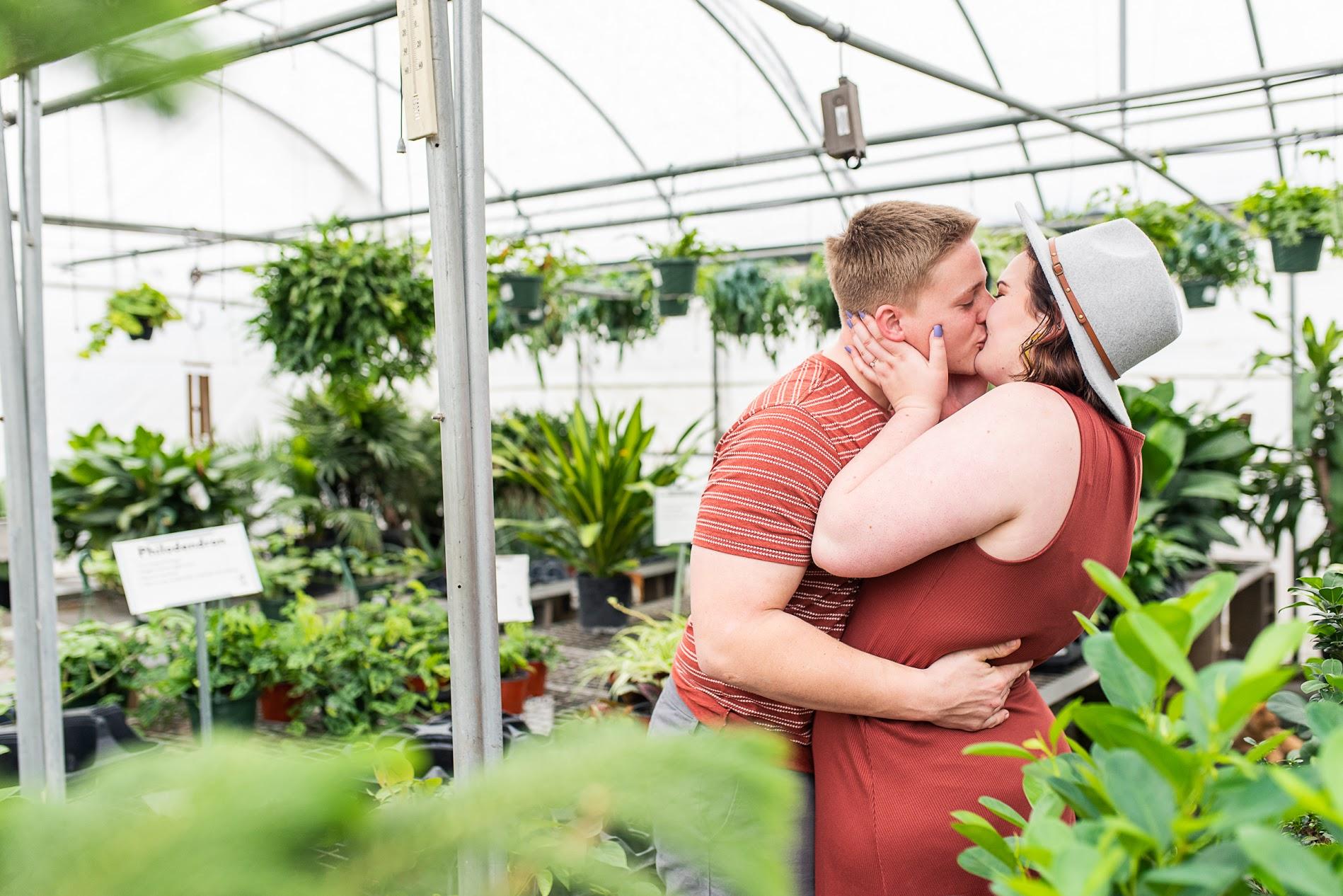 The Wedding Website of Lindsey Gann and Brandt Andreasen