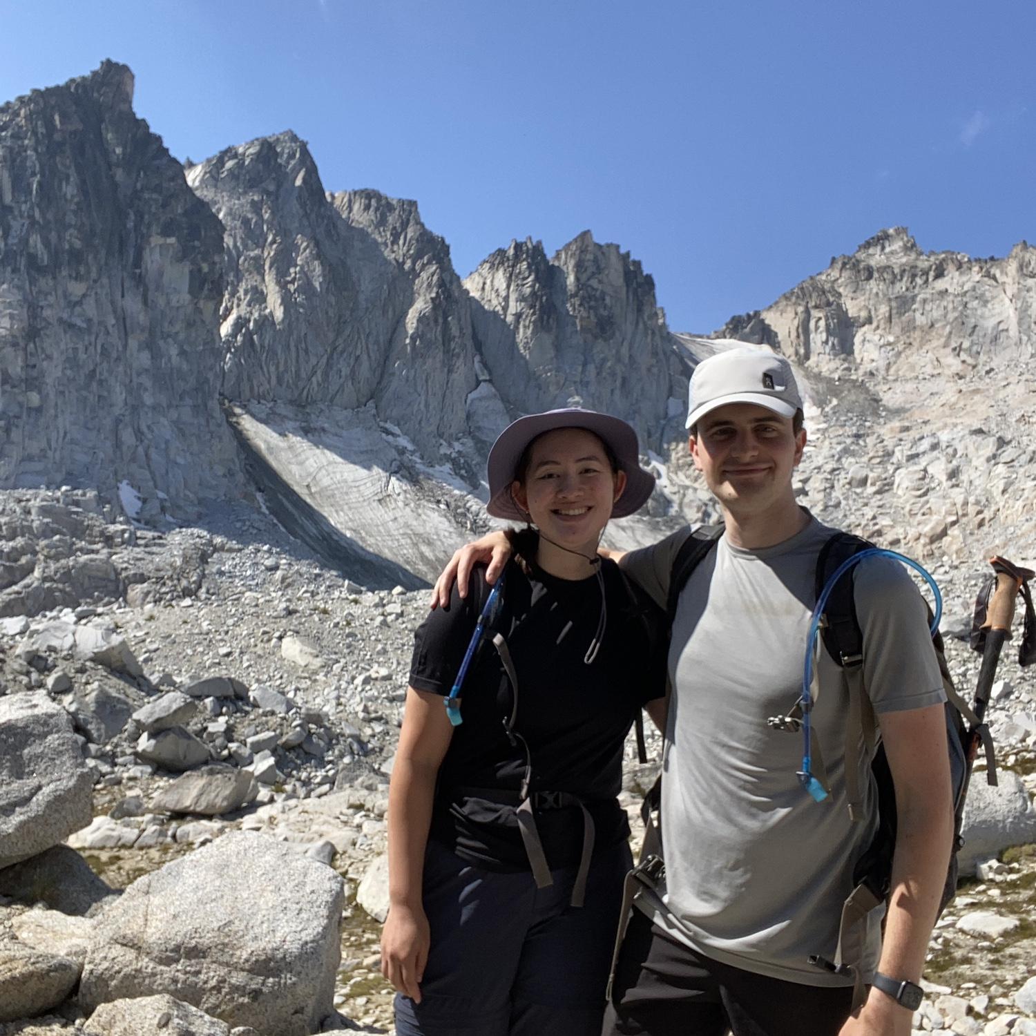 Hiking the Enchantments day hike, 2023