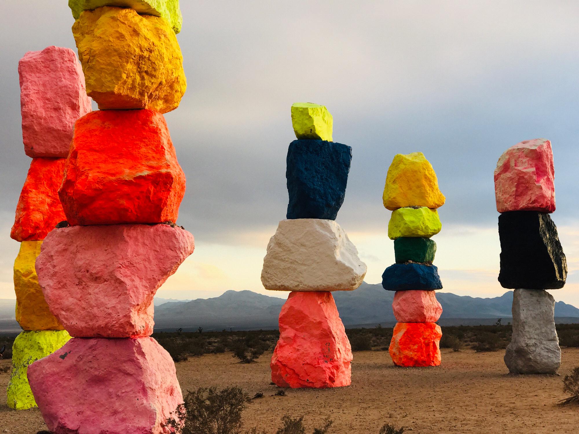 7 MAGIC MOUNTAIN ART INSTALLATION JANUARY 2019