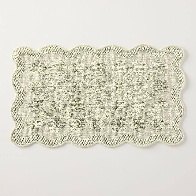 Benni Hand-Woven Floral Wavy Border Bathmat