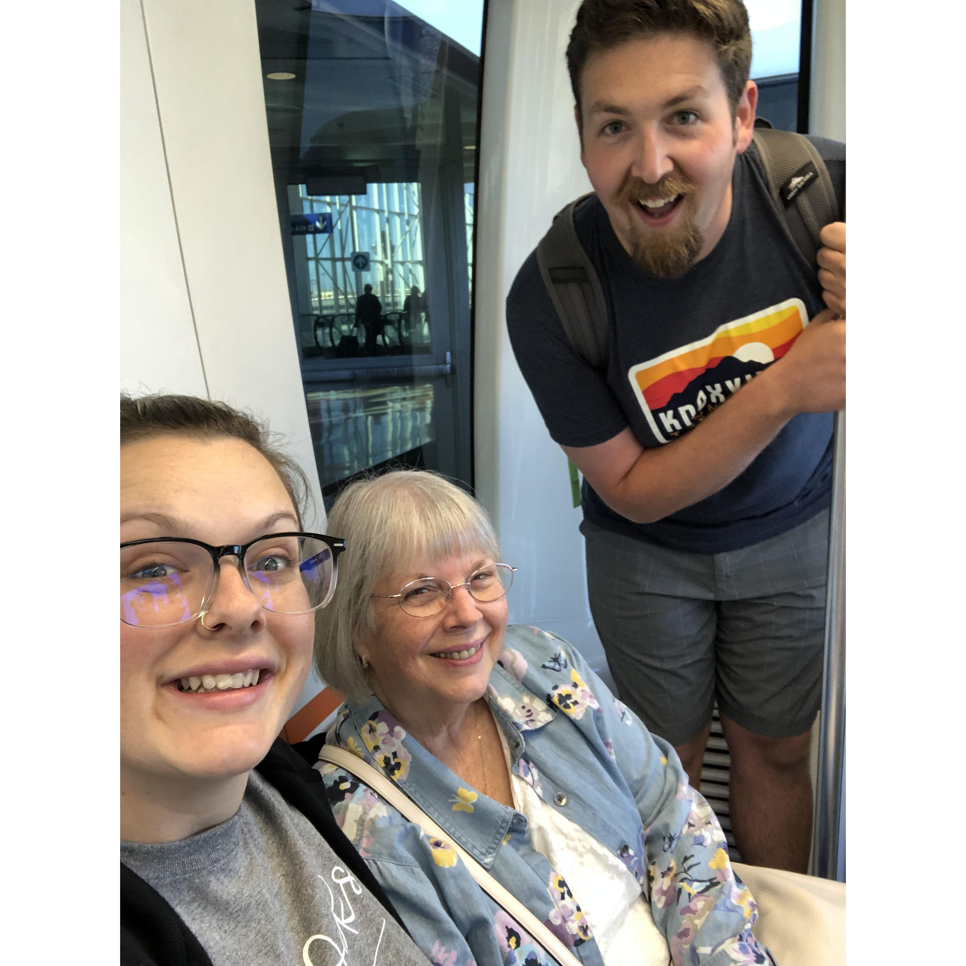 We headed back to Redding with 3 blessings, 1 wedding ring set, and my Mom who was coming to visiting Redding for the first time!