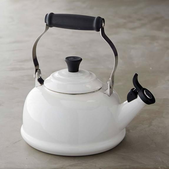 Le Creuset Whistling Teakettle, Matte White
