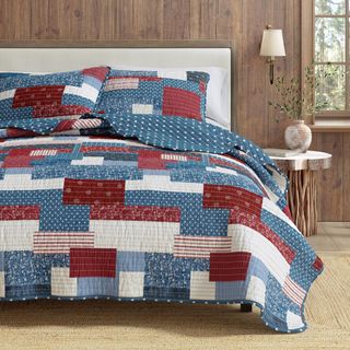 Lowel Americana Patchwork 3-Piece Quilt Set