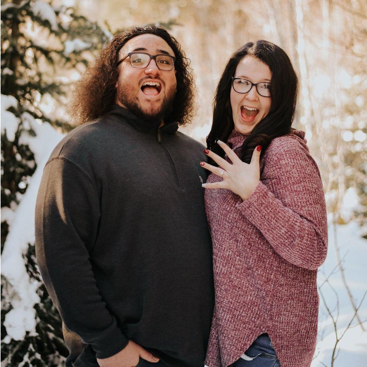 He proposed on December 15, 2018 up at Donut Falls in Big Cottonwood Canyon. I was expecting to just take good ol' regular couple photos & he completely surprised me by getting down on one knee! 😭💍