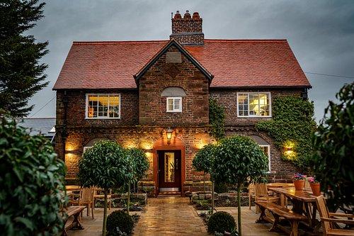 The Wedding Website of Sophia Hatton and Harry Lee