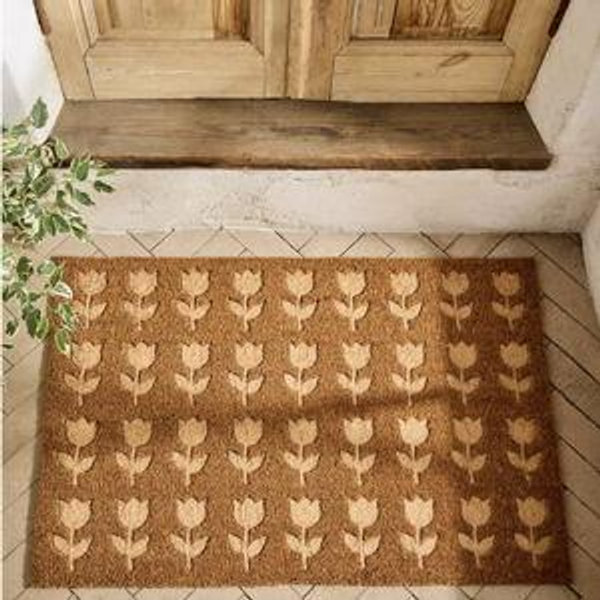 Embossed Tulips Coir Doormat