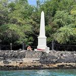 Visit the Captain Cook Monument (maybe on a kayak!)