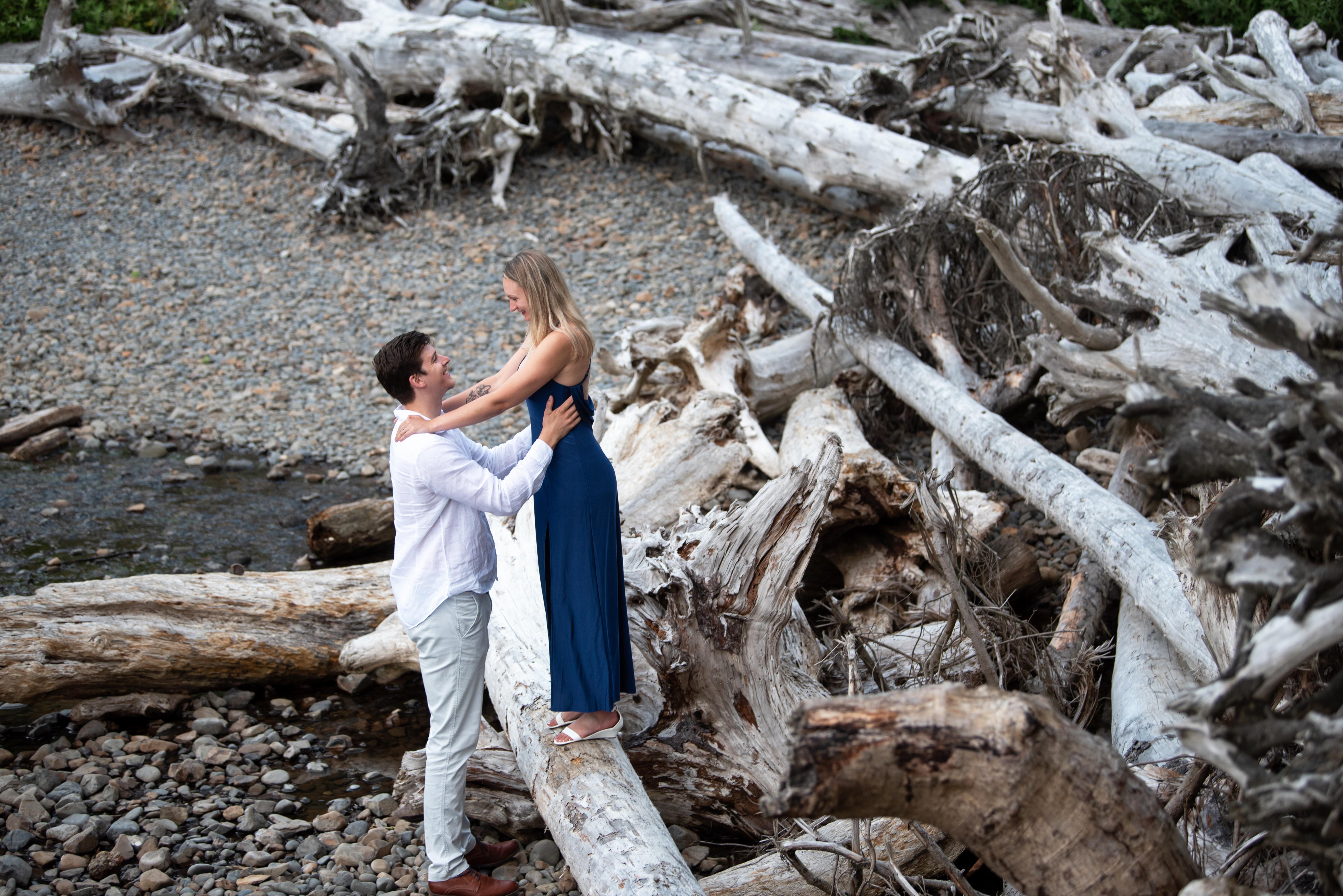 The Wedding Website of Delaney Smith and Sander van Caeneghem