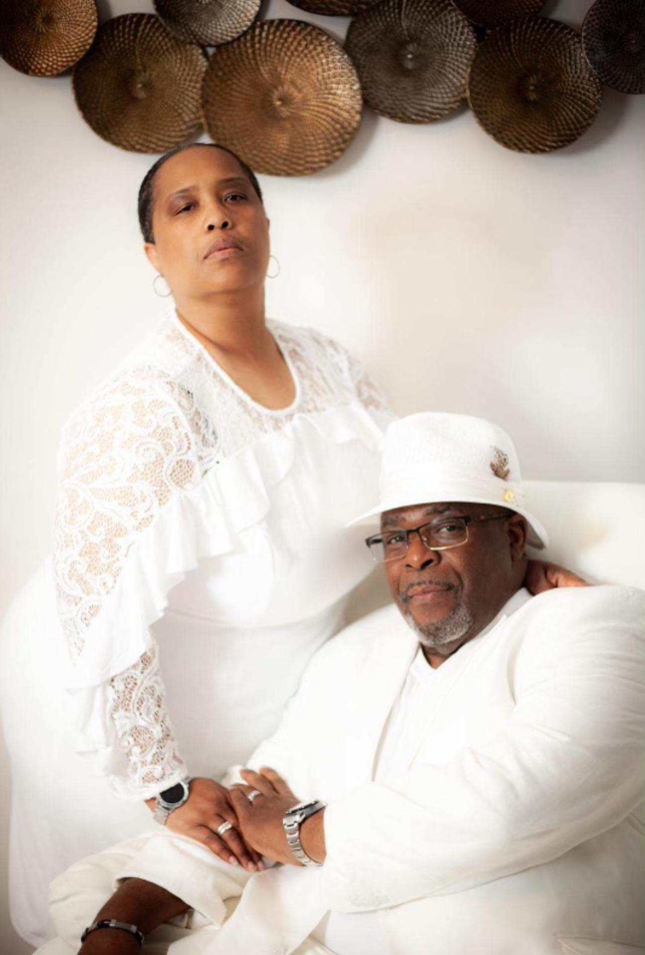 The Wedding Website of AnShaé Ivory and Dennis English