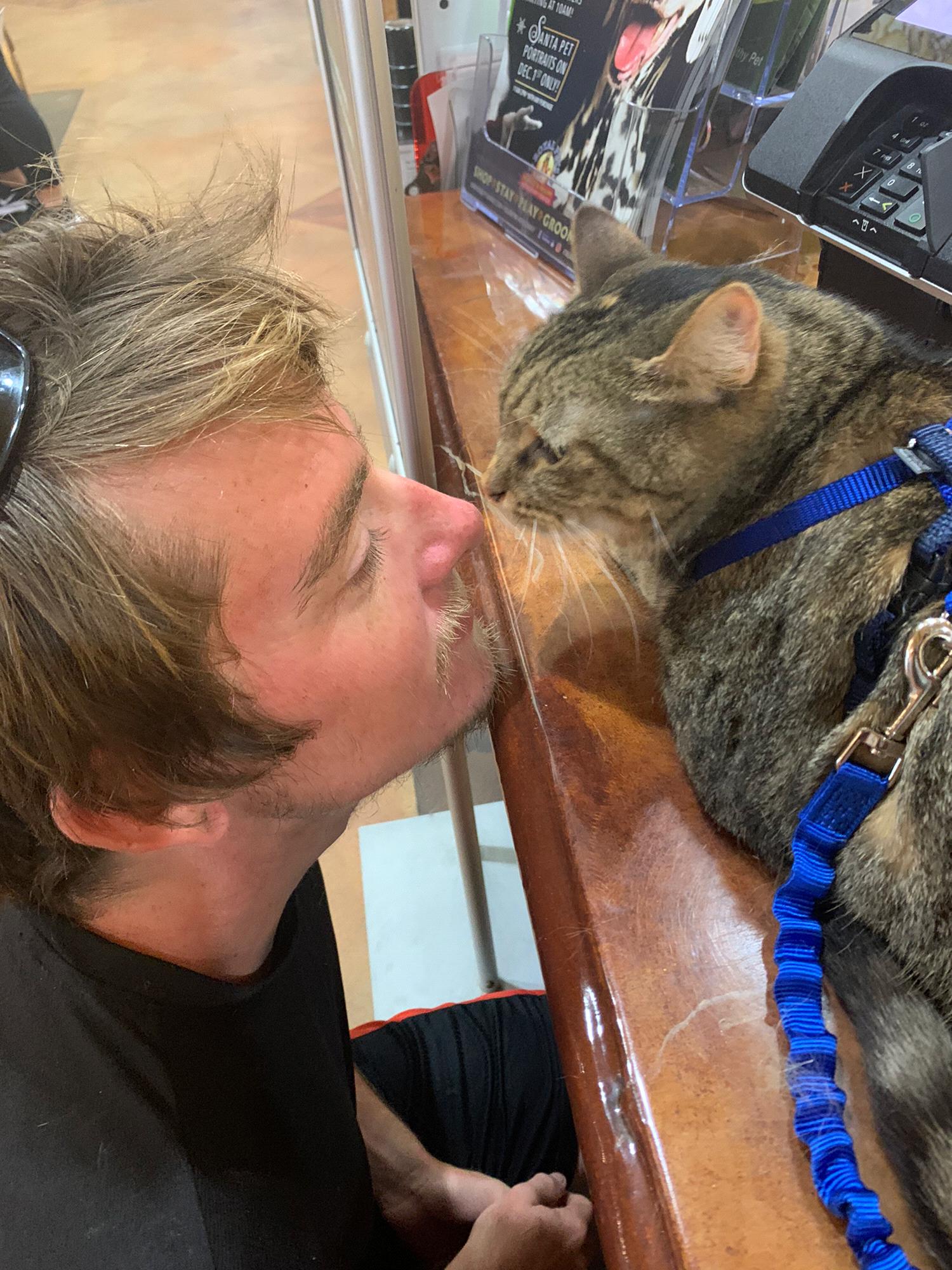 Ginger gives Chris loves