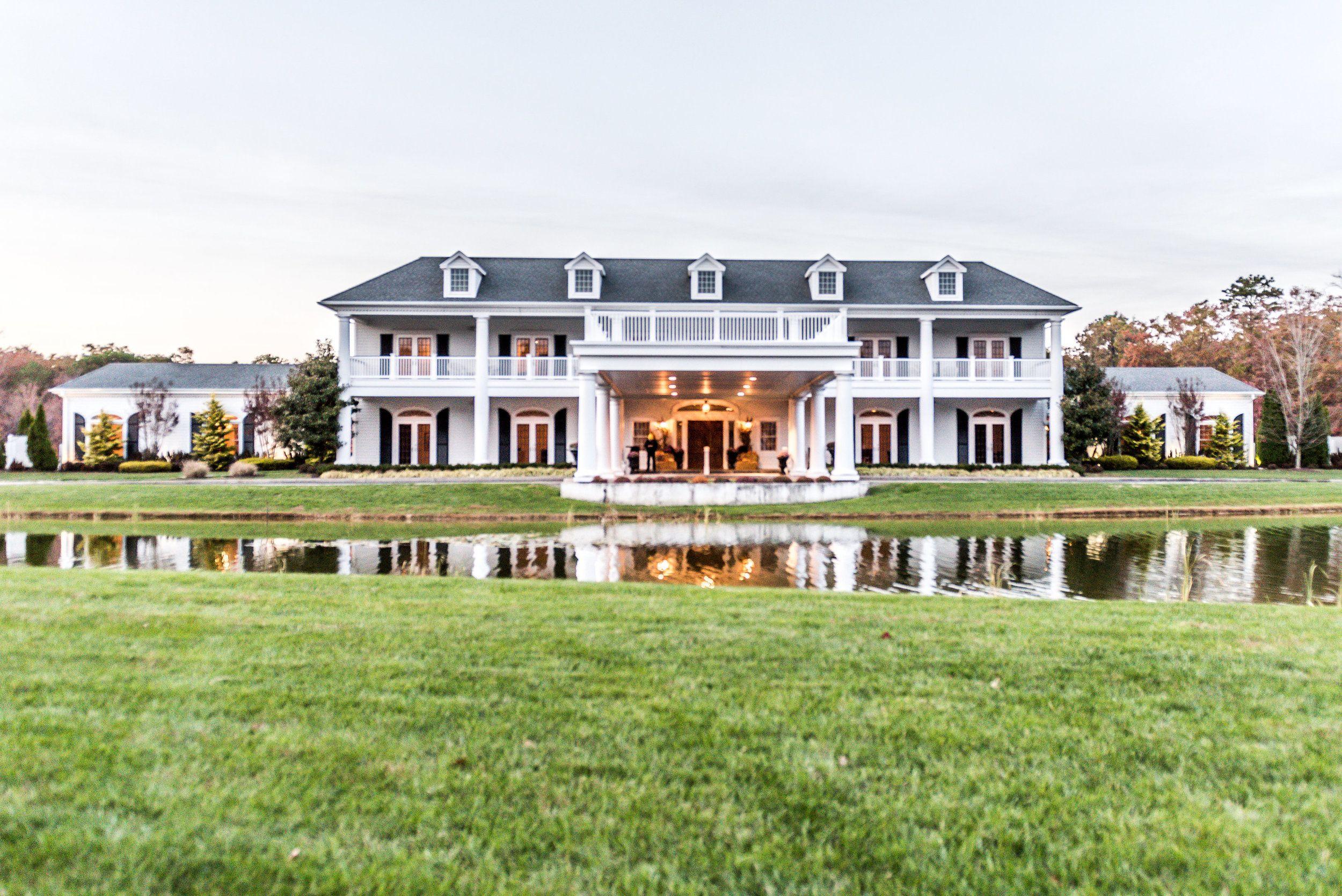 The Wedding Website of Michael Adams Jr. and Lindsay Kissinger