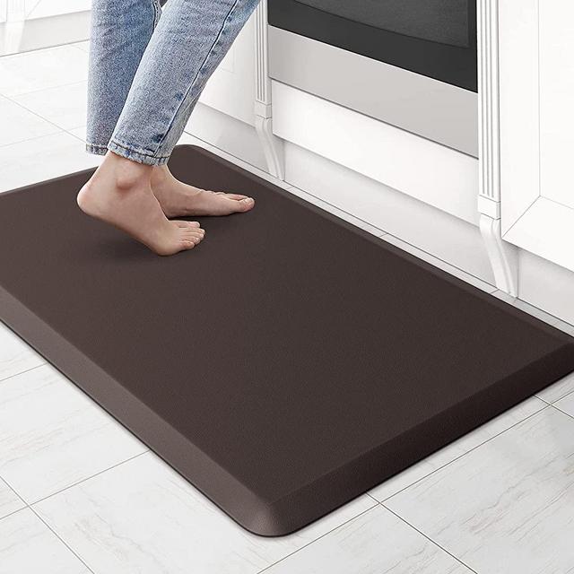 KitchenClouds Kitchen Mat Cushioned Anti Fatigue Kitchen Rug 17.3"x28" Waterproof Non Slip Kitchen Rugs and Mats Standing Desk Mat Comfort Floor Mats for Kitchen House Sink Office (Chocolate)