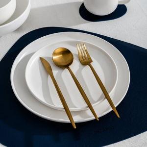 Minimalist Flatware 8-Person Set / Color: Matte Gold