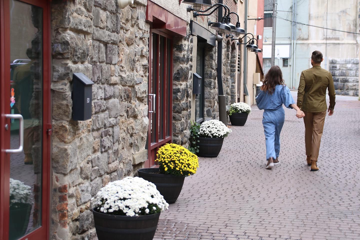 The Wedding Website of Mackenzie Swift and Anthony Mengoni